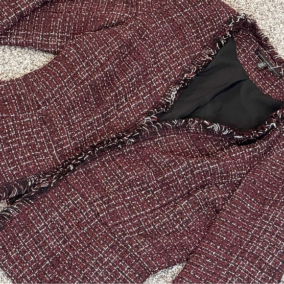 WHBM Chic Fringe Tweed sparkle Blazer - Picture 4 of 9